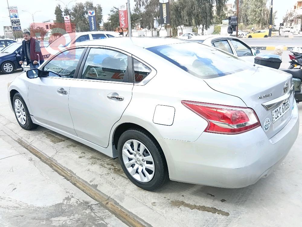 نيسان ألتيما